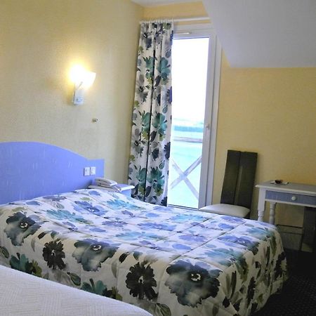 Logis Argonne Hotel Vouziers Екстериор снимка